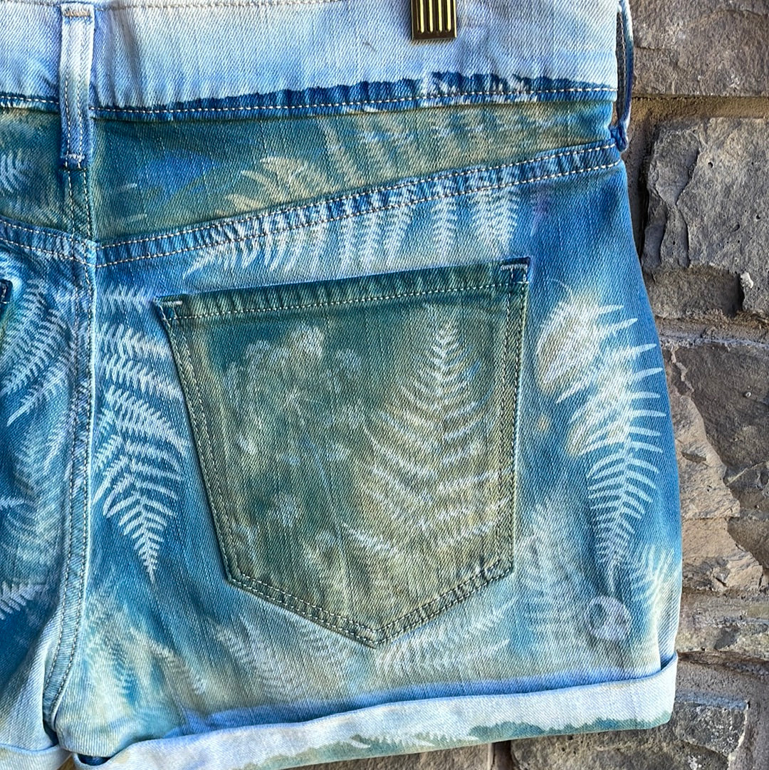 Old Navy boyfriend shorts: Size 8