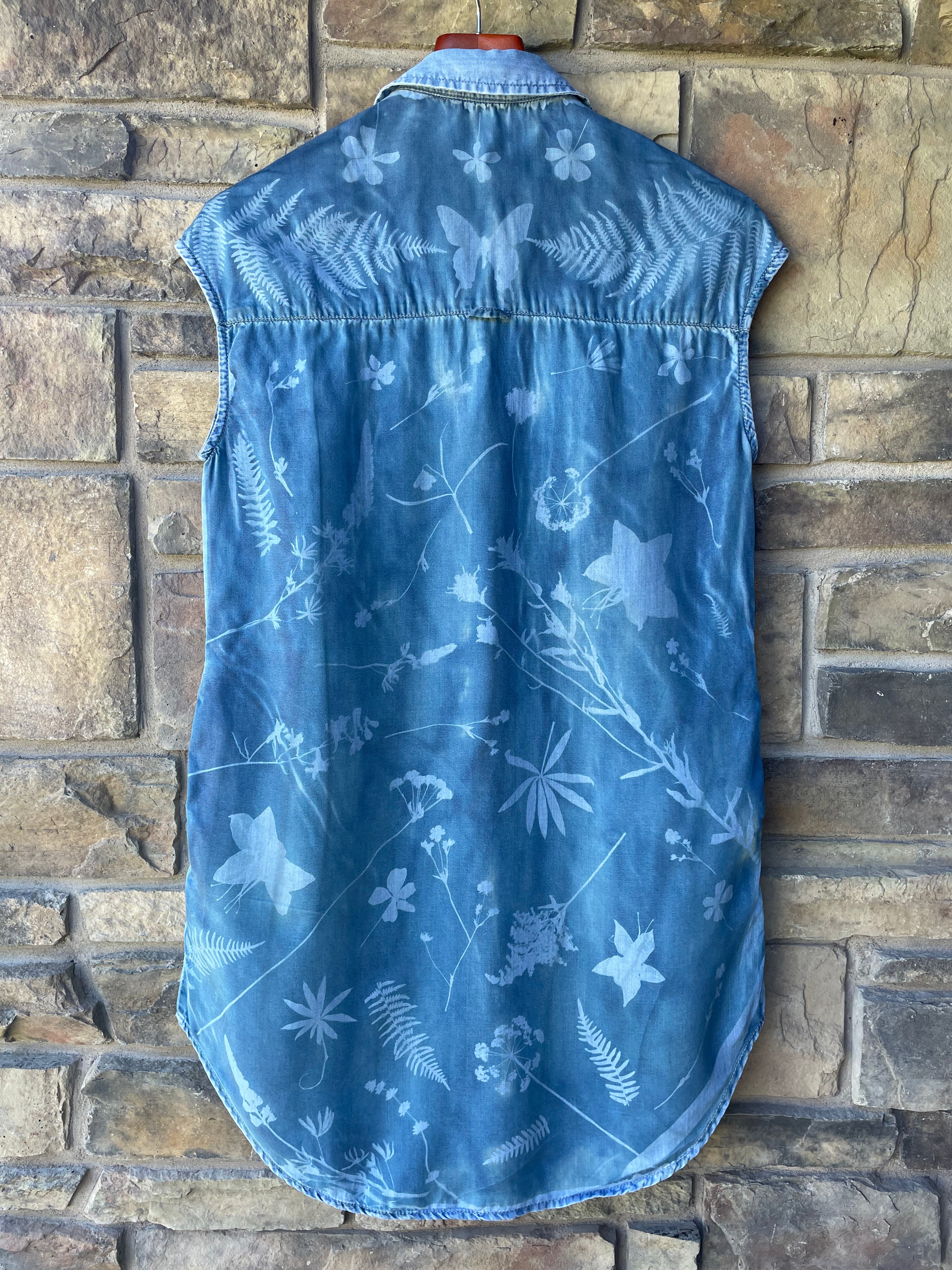 Calvin Klein Button Up Short Sleeve Tunic: Small